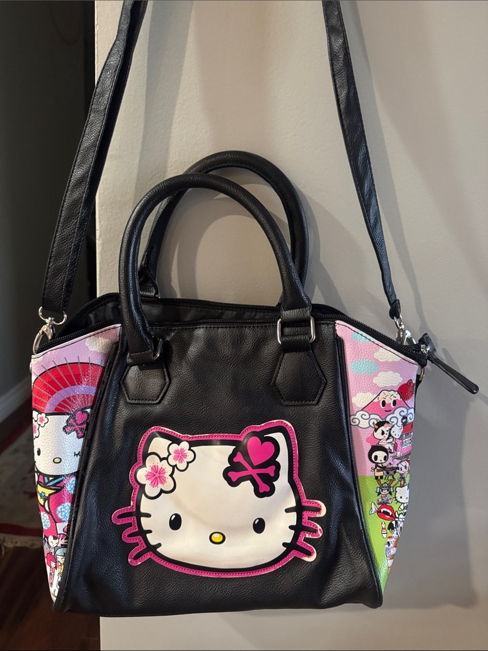 Hello Kitty Black and Pink Graphic Shoulder Bag
